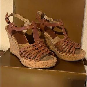 Audrey Brooke “Abcaress” Wedge